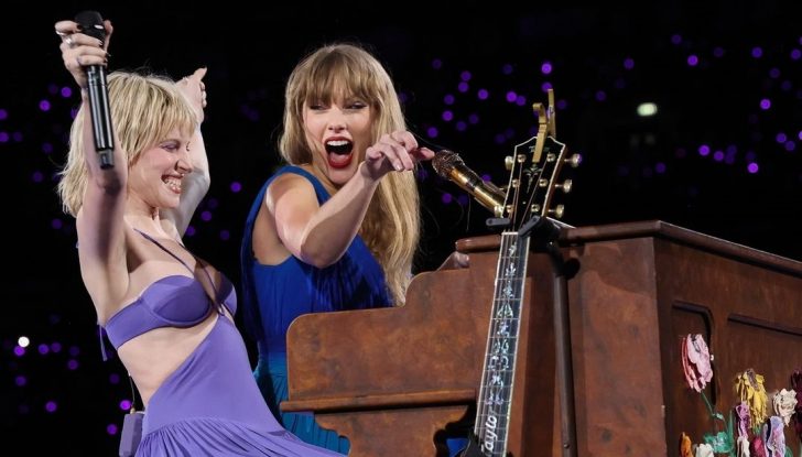 Travis Kelce and Taylor Swift breaking up?